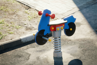 Качалки на пружине для детских площадок