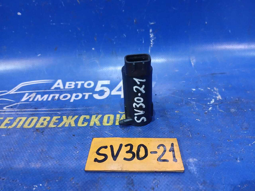 Моторчик бачка омывателя TOYOTA CAMRY 1994