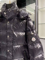 Пуховик Moncler