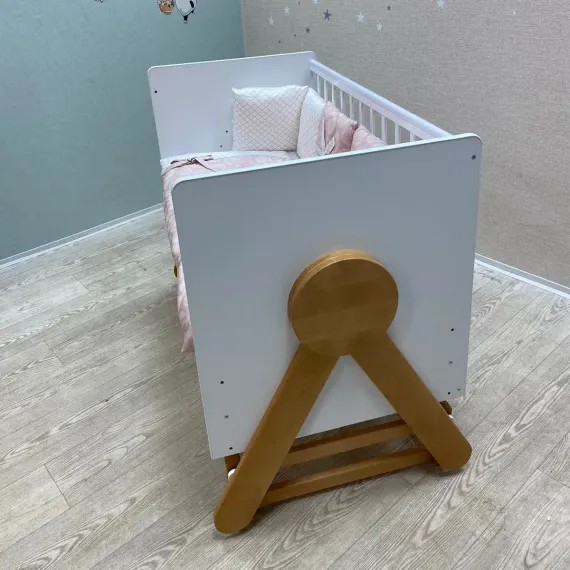 Детская кроватка на маятнике Incanto Iris Белый/дуб