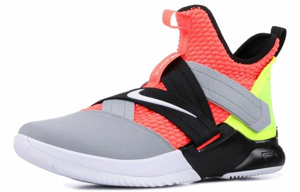 Кроссовки Nike Zoom Soldier 12
