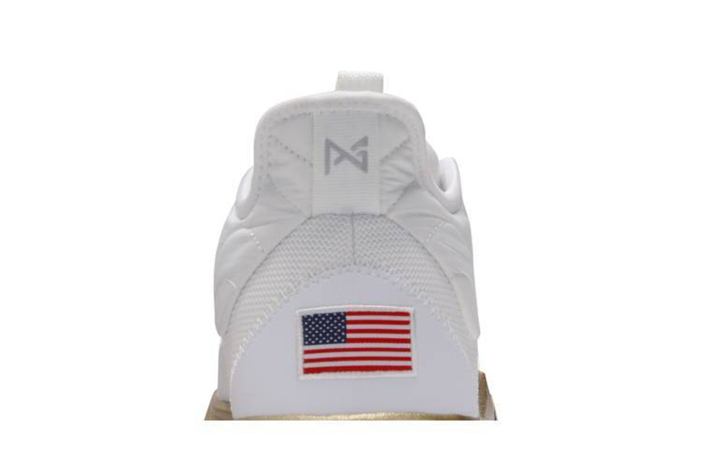 Nike nasa apollo top