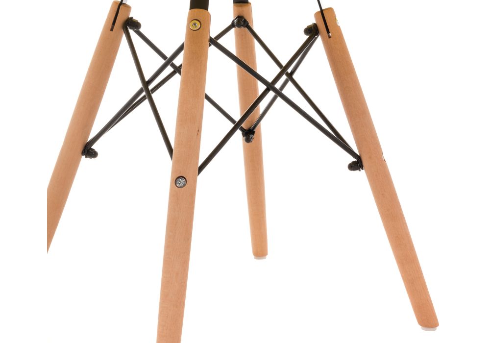 Пластиковый стул Eames PC-015 черный