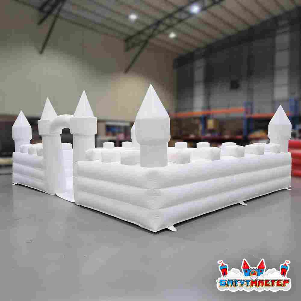 Надувная игровая комната «Белая крепость», 6×5×2,3 м