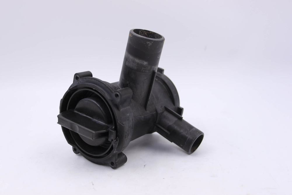 Улитка сливного насоса с фильтром стиральной машины Bosch 145787