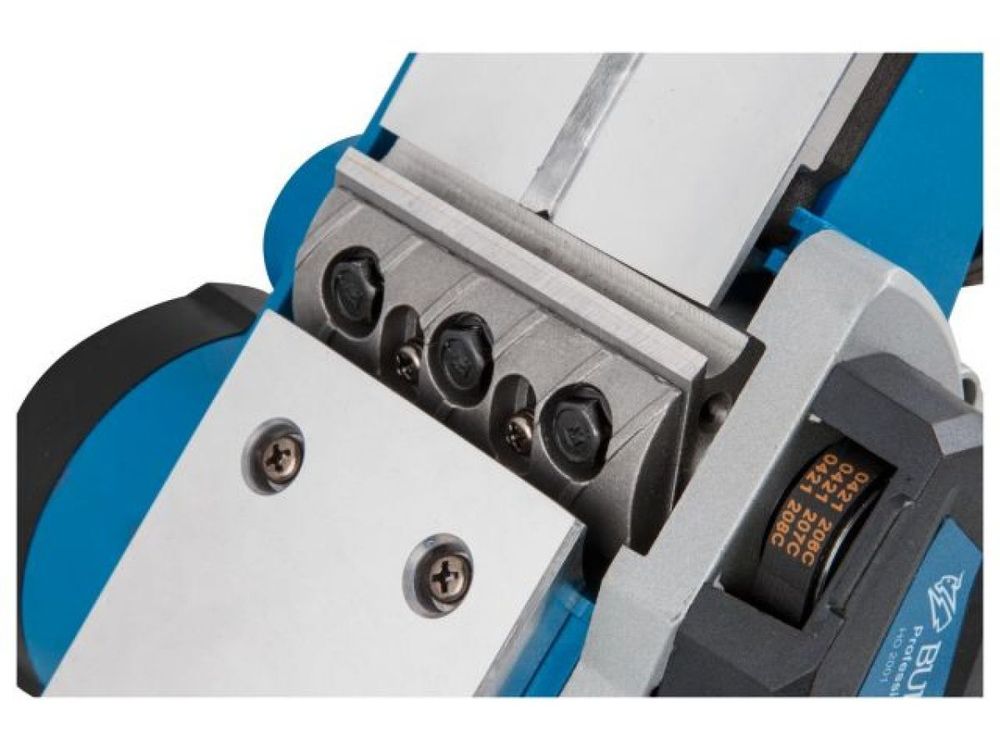 Рубанок электрический BULL HO 2001