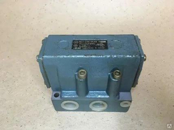 Пневмораспределитель В63-14А-03