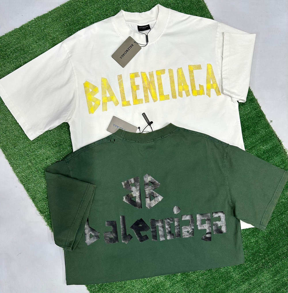 Футболка Balenciaga