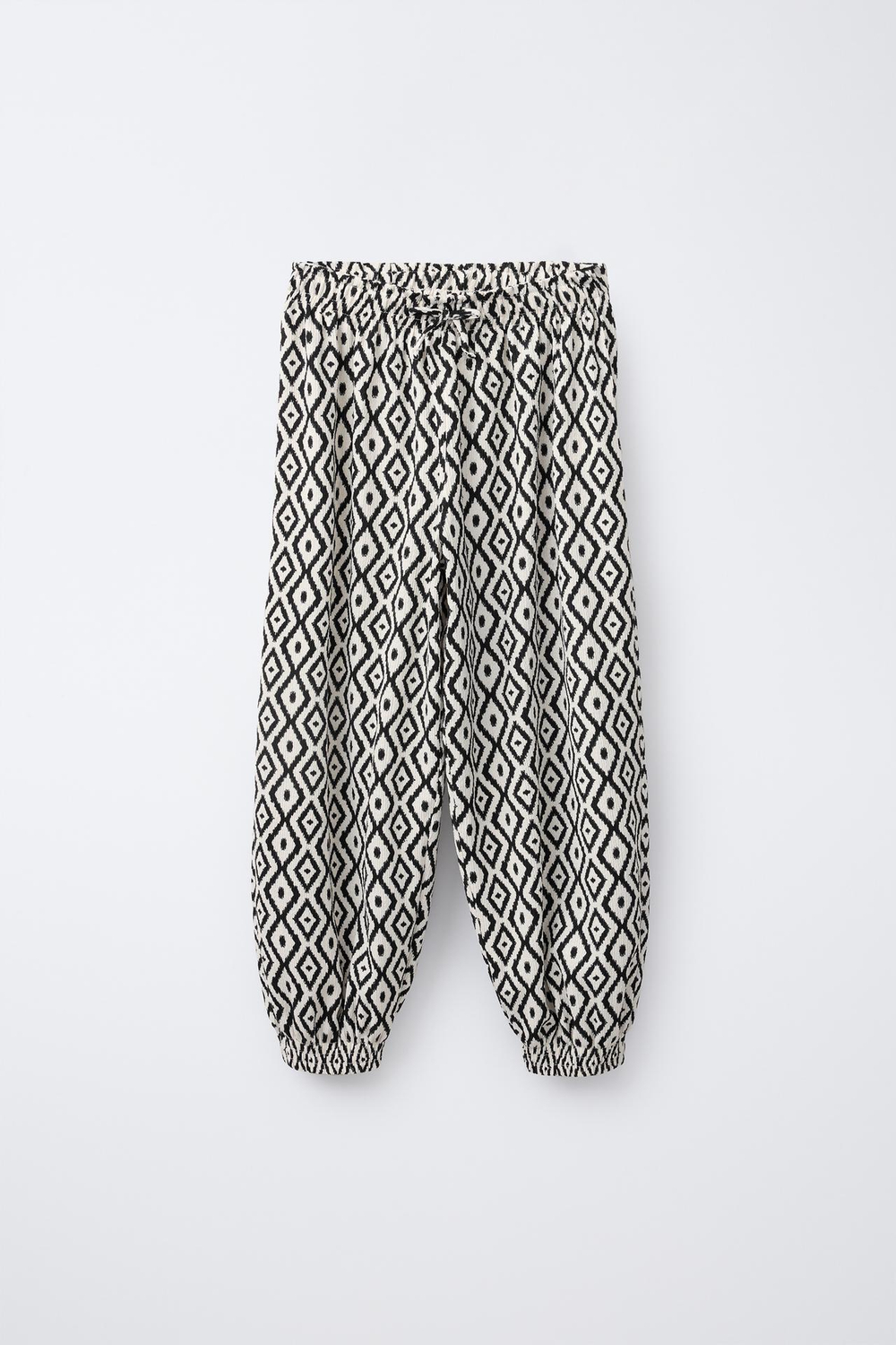 ZARA БРЮКИ ОБЪЕМНОГО КРОЯ ИЗ РЕЛЬЕФНОЙ ТКАНИ С ПРИНТОМ, ЧЕРНЫЙ