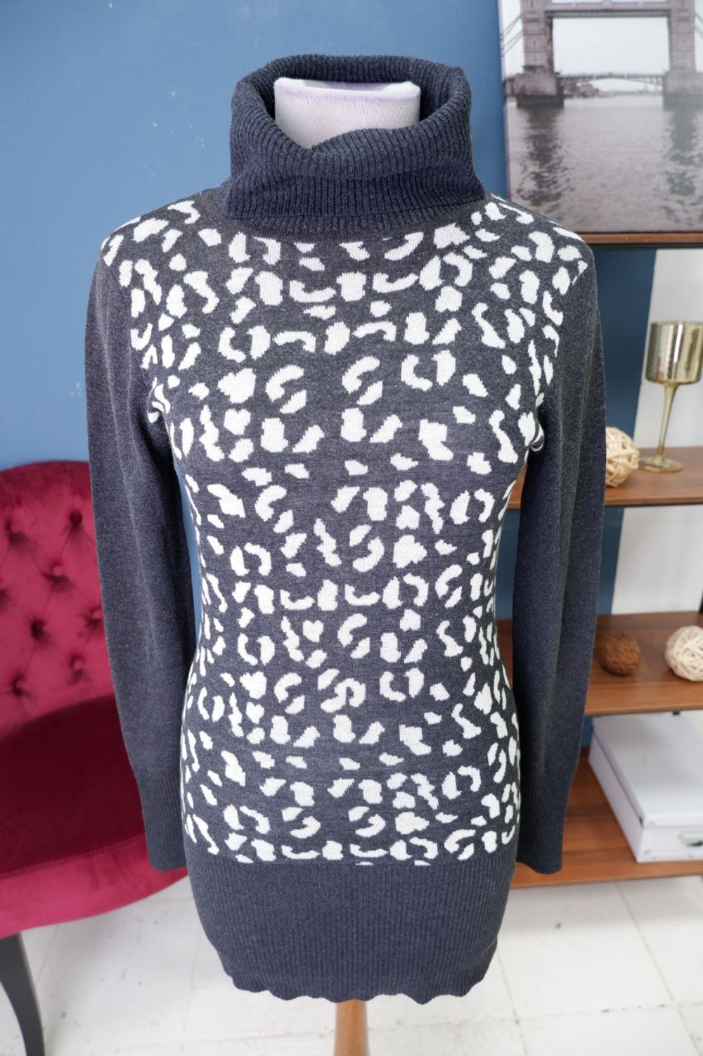 Джемпер с горлом 46 размер