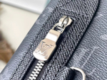 Avenue Slingbag