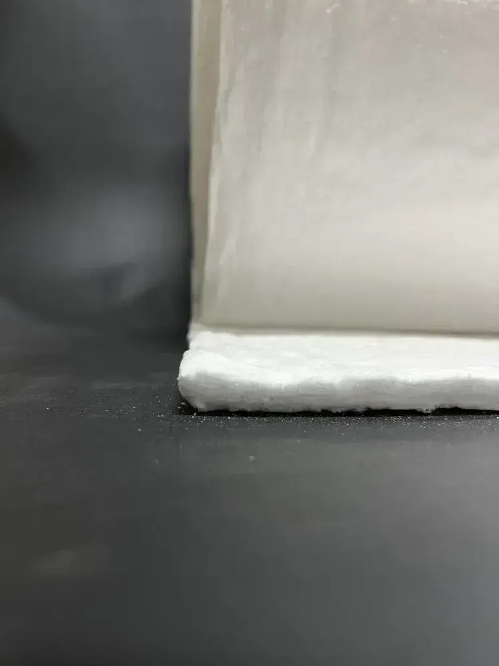 Огнеупорное керамическое одеяло 1260 градусов толщина 19 мм плотность 64 кг на куб длина 0,5 м для печей и дымоходов