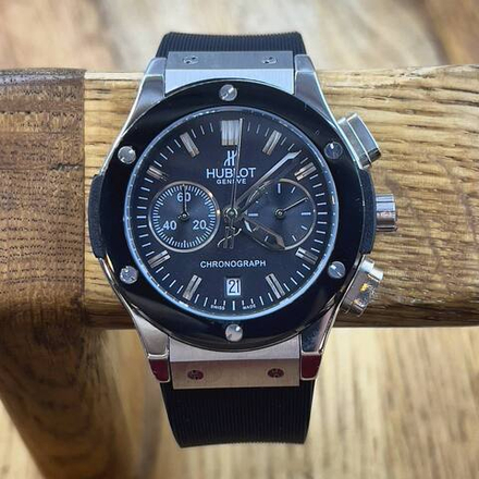 Часы Hublot