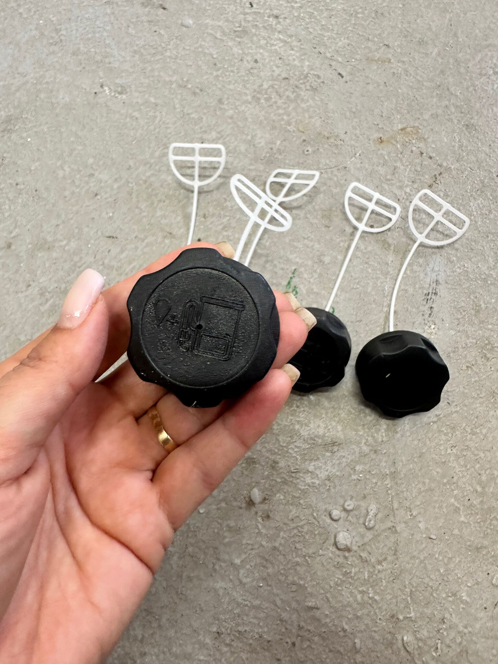 Крышка бензобака 1 шт.