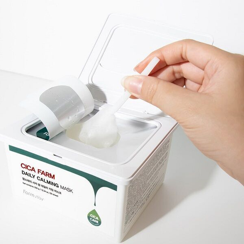 Набор из 30 штук восстанавливающих тканевых масок с центеллой азиатской FarmStay Cica Farm Daily Calming Mask