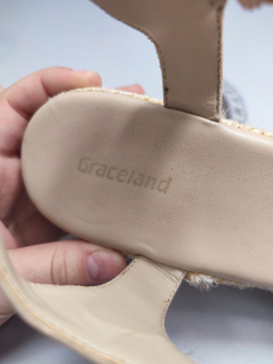 Босоножки Graceland модные на танкетке 39 размер