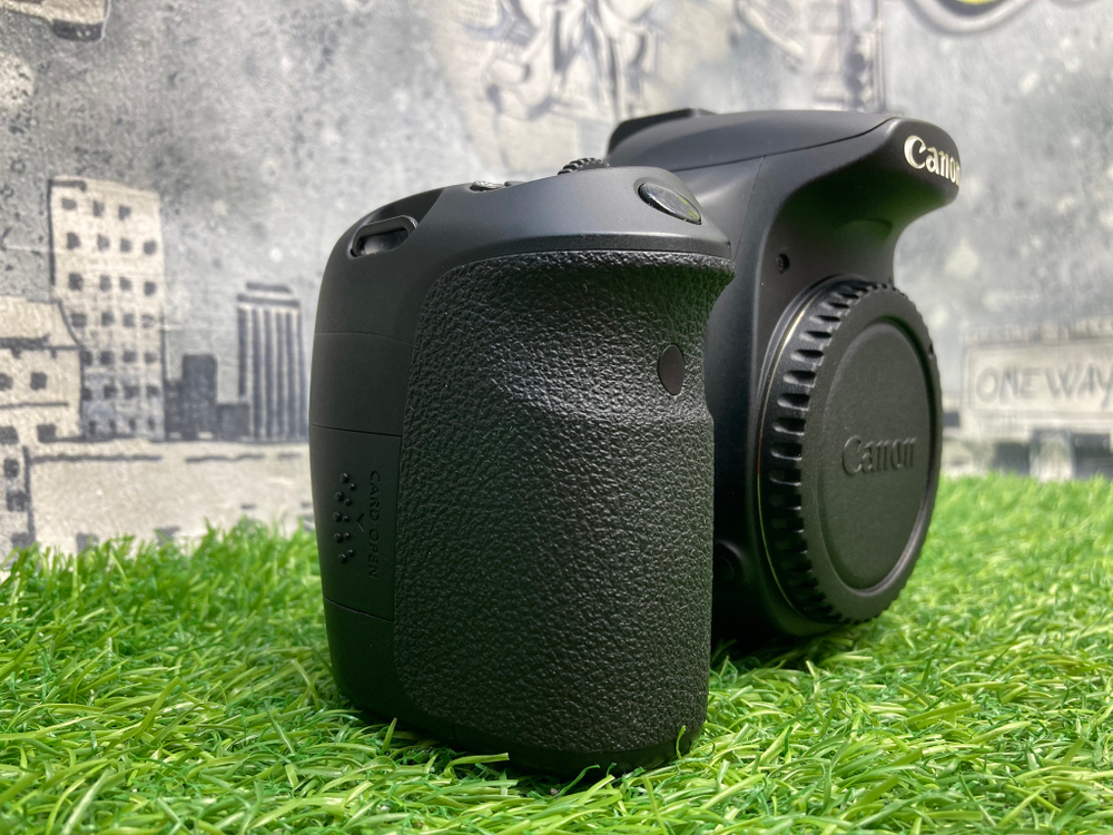 Canon EOS 60D 6.000 кадров