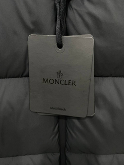 Пуховик Moncler