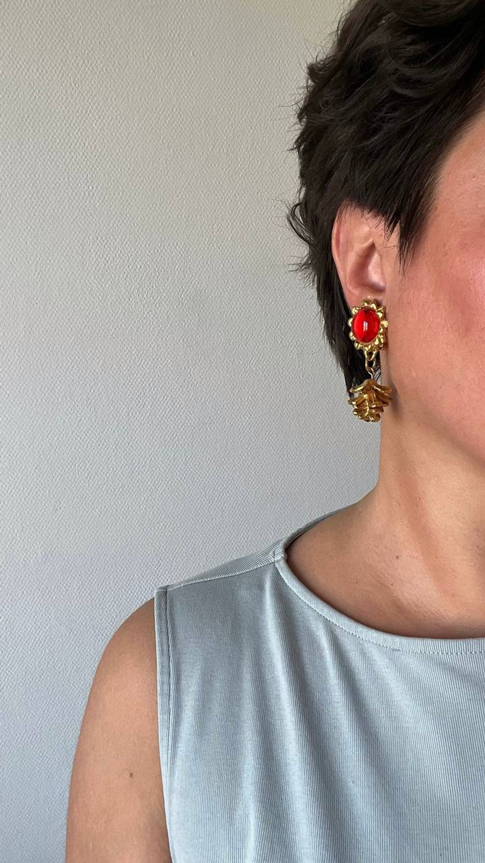 Клипсы с подвесками в виде шишек Kenzo