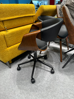 Кресло JY1829-3 черный PU/орех/черный