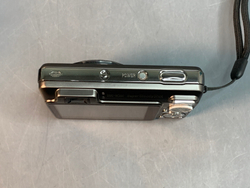 Sony Cyber-shot DSC-W300 шторка не до конца открывается