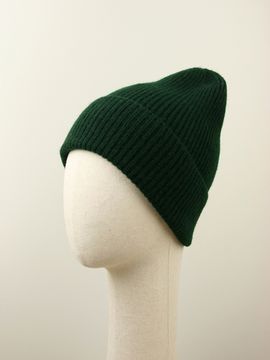 Шапка вязаная "Прогулка с корги", 100% шерсть ягнёнка, цвет тёмно-зелёный.
