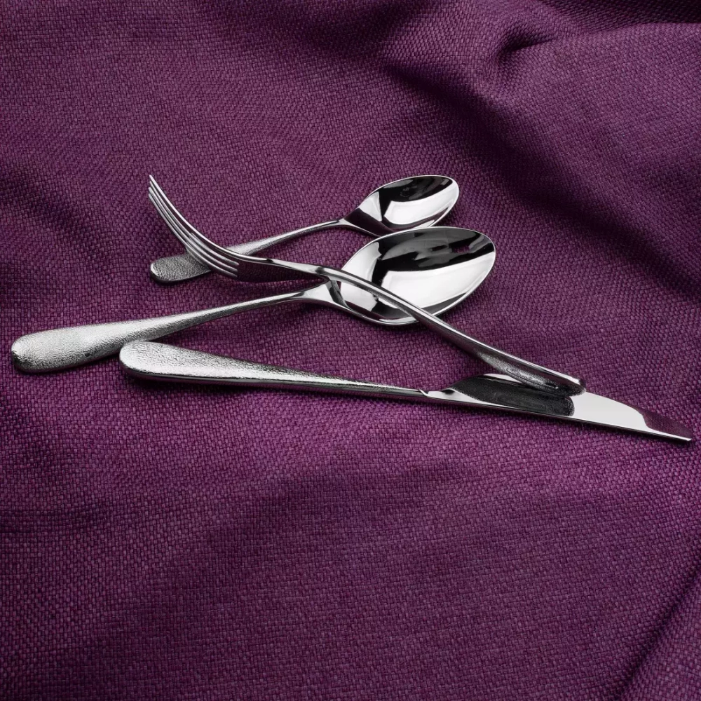 Набор столовых приборов 24 предмета на 6 персон Robert Welch Sandstone