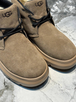 UGG