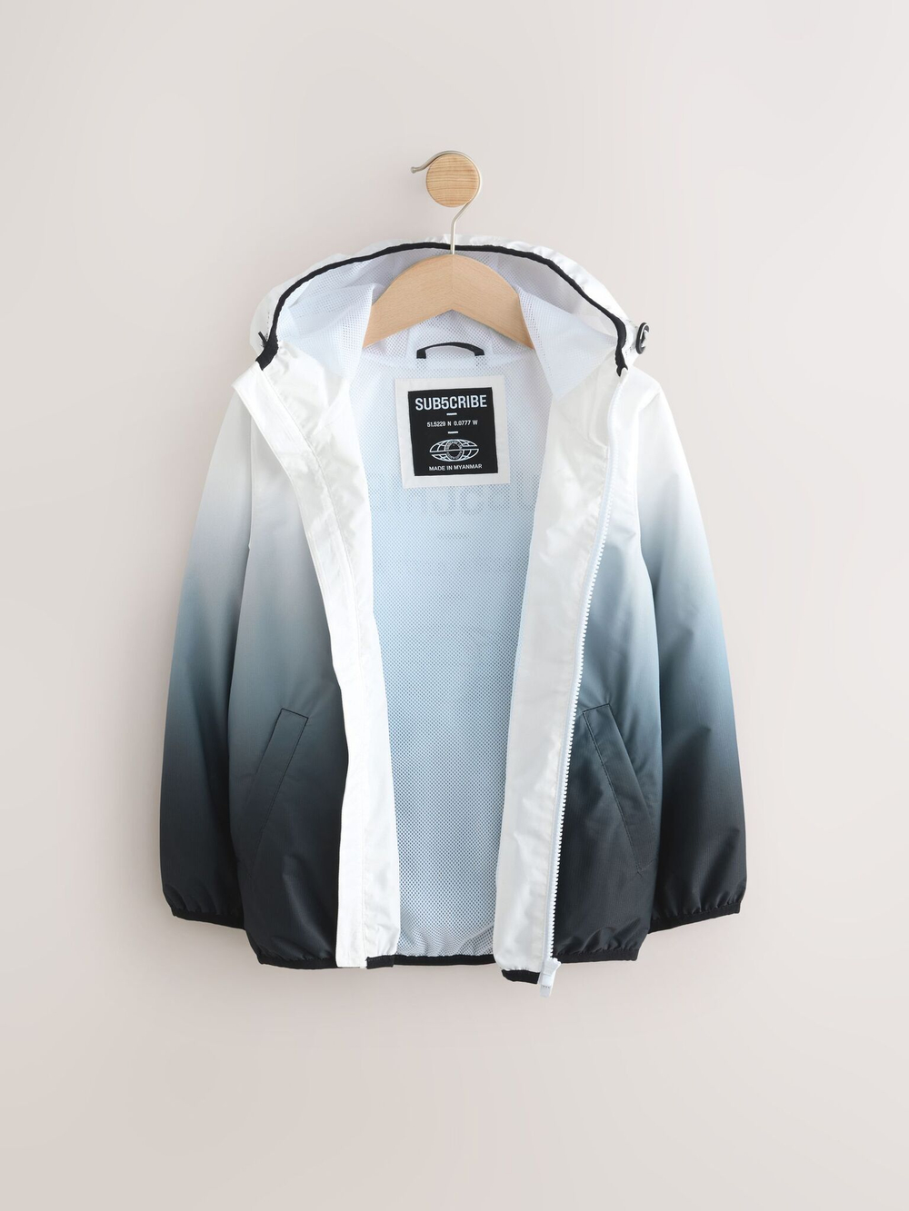 Куртка непромокаемая с капюшоном для мальчика Next E82-308, Белый, Черный