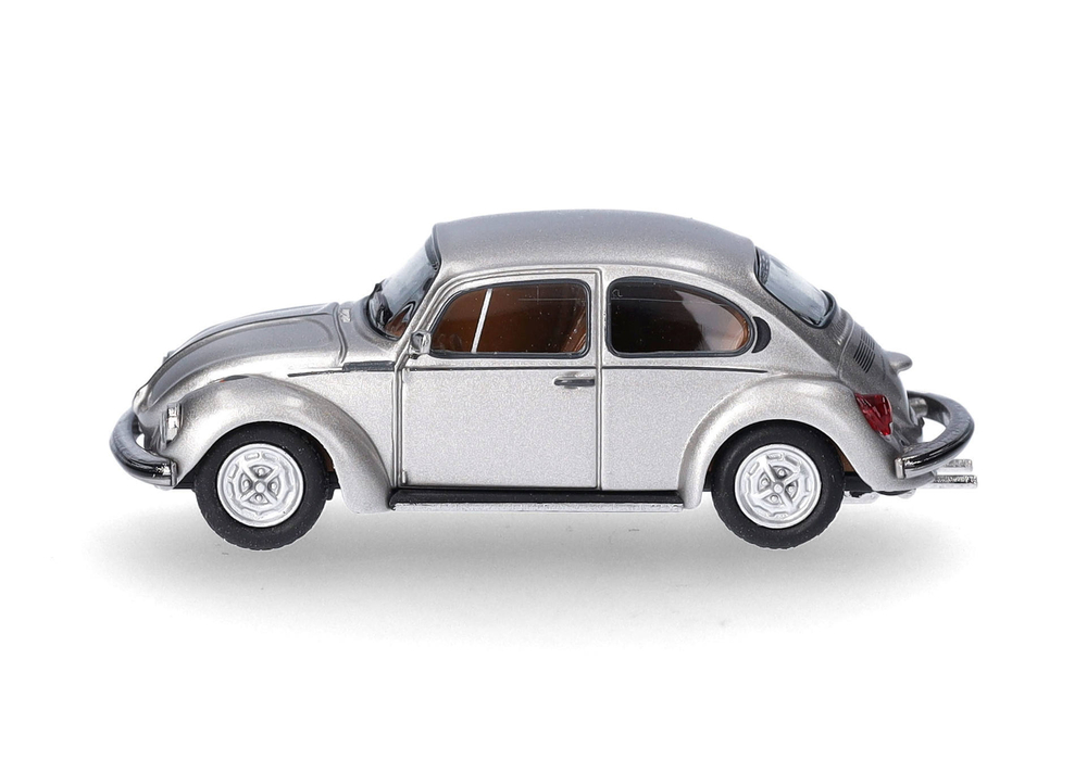 Автомобиль Volkswagen (VW) Beetle 1303, серебристый металлик