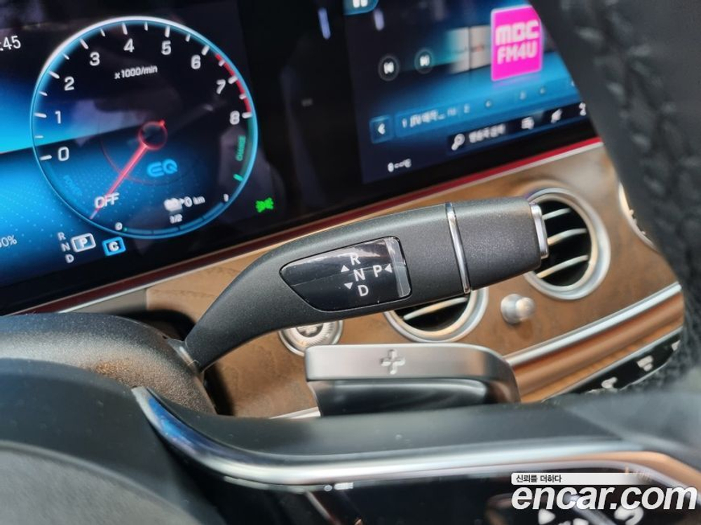 Mercedes-Benz E-Class W213 E300e 4MATIC Exclusive (12.2022)