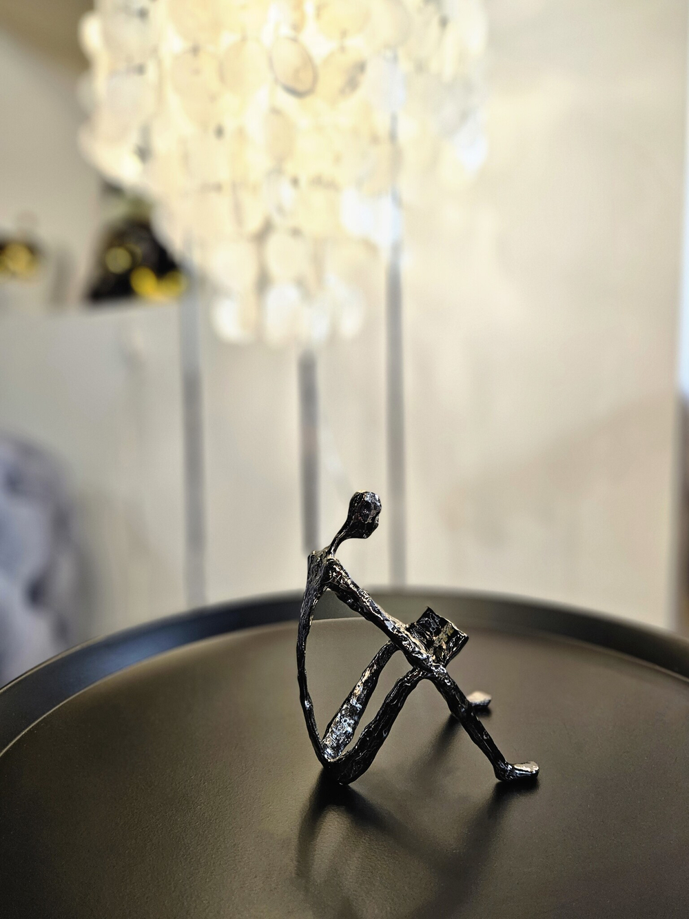 Статуэтка Reading Man