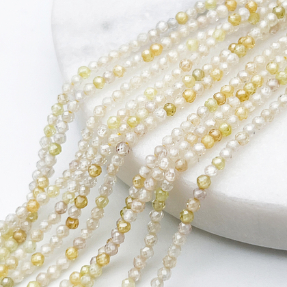 Фианит (кубический цирконий), цвет светло-желтый, размер 2 мм, цена за нить около 195 шт (38 см)