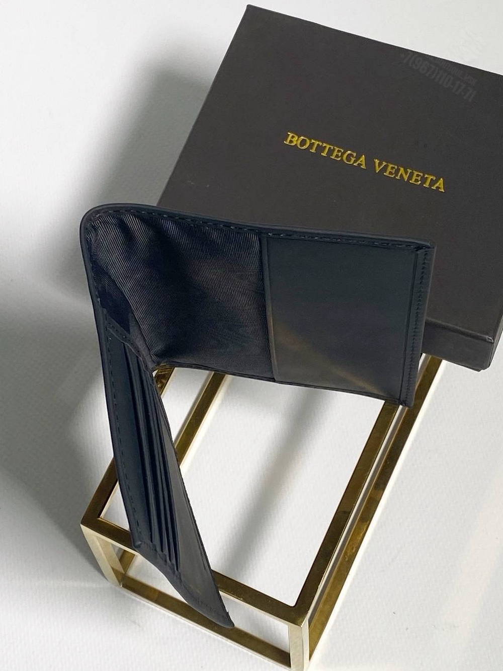 Обложка для паспорта Bottega Veneta