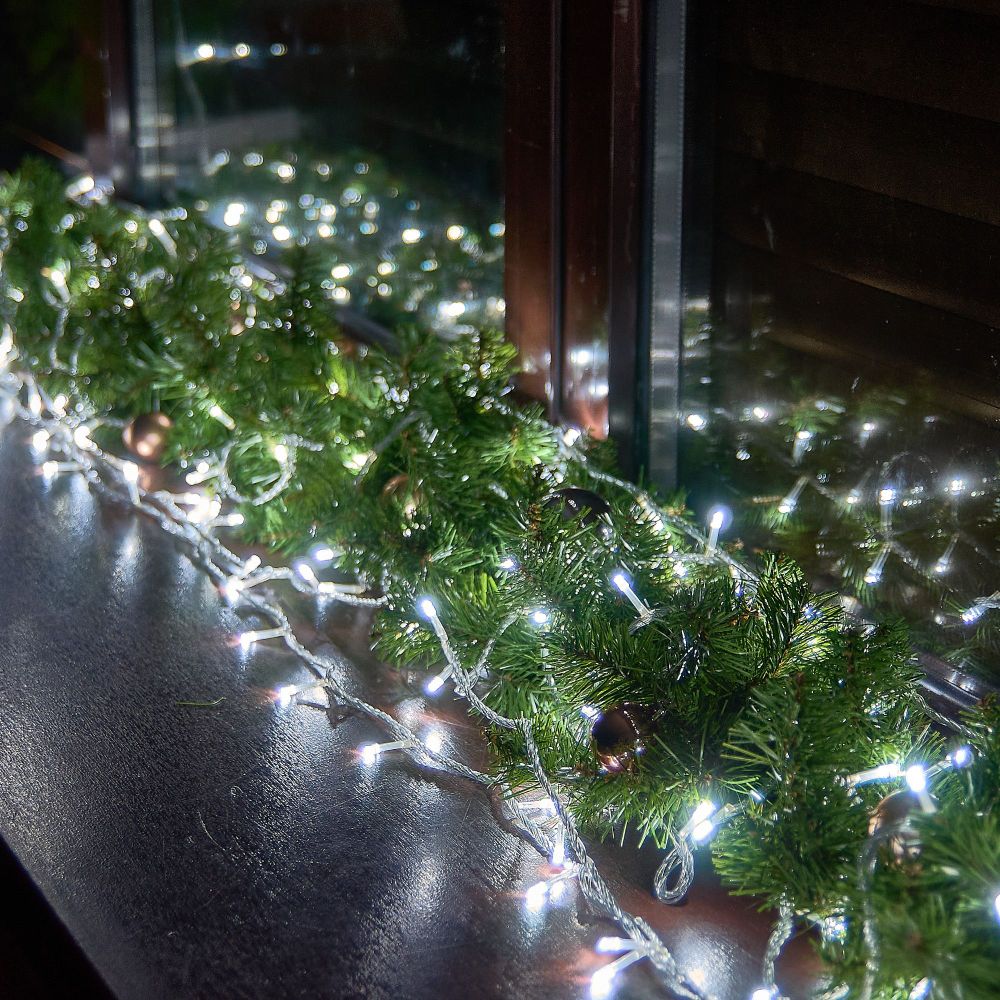 ULD-S2500-225-STК WHITE IP20 Гирлянда светодиодная. 25м. Соединяемая. 225 светодиодов. Белый свет. Провод прозрачный. ТМ Uniel