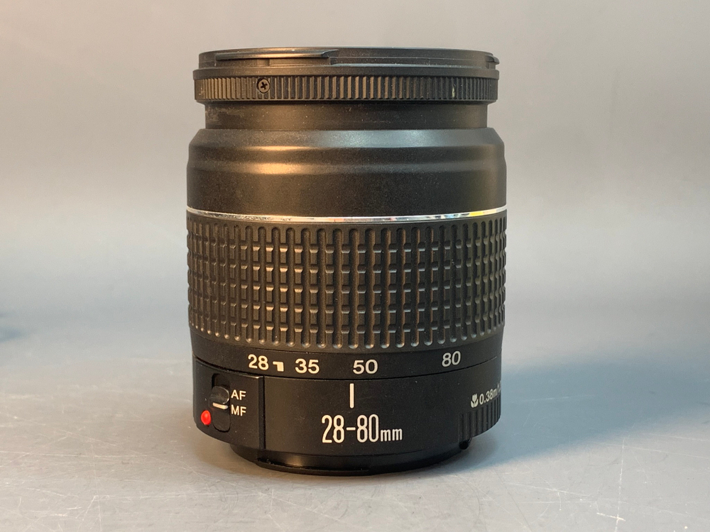 Canon EOS 3000, Kit 28-80