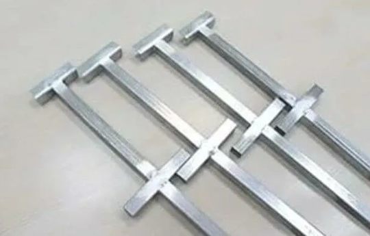 Якорь для теплицы 20х20мм