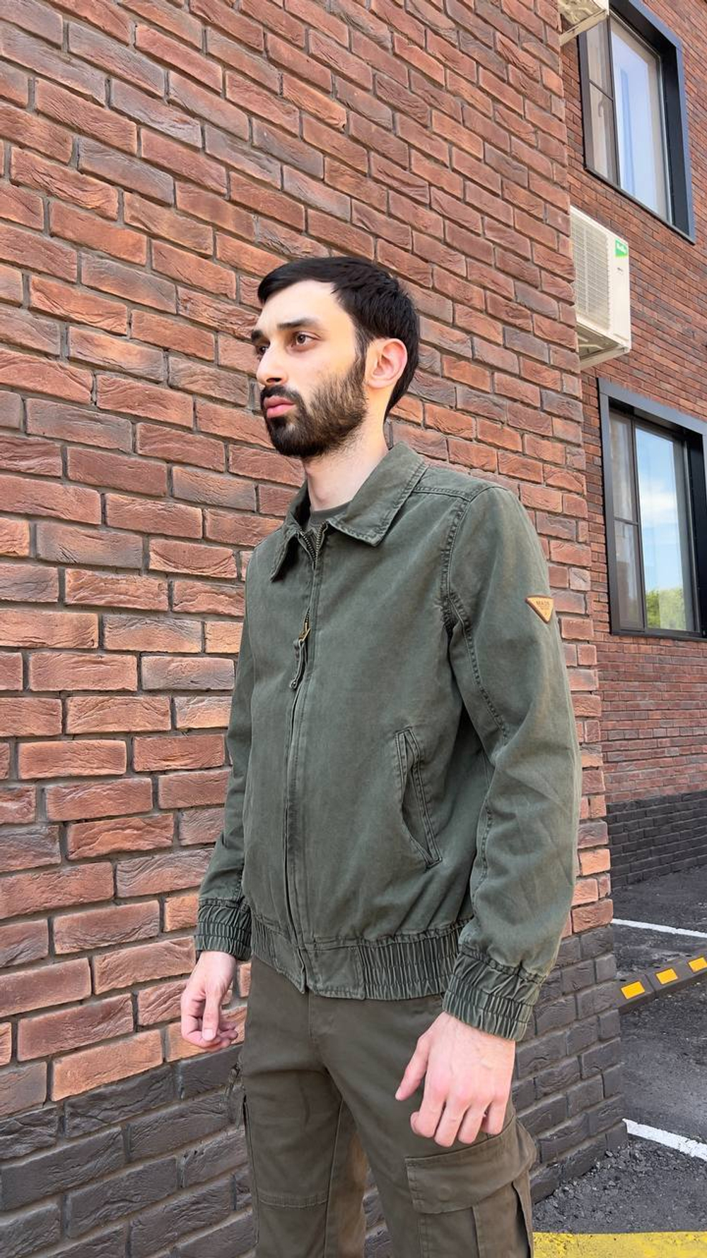 Куртка-бомбер олива