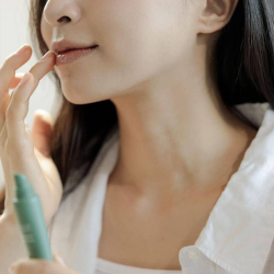 [Fraijour] Маска для губ РАСТИТЕЛЬНЫЕ ЭКСТРАКТЫ Wormwood Lip Sleeping Mask, 12 мл