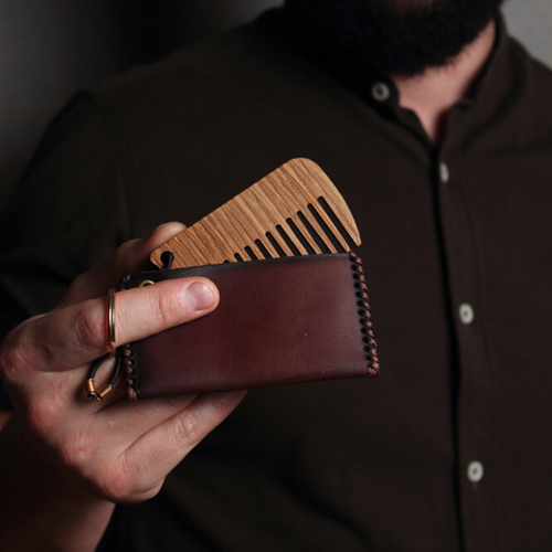 Barbaro - Гребень для бороды в кожаном чехле