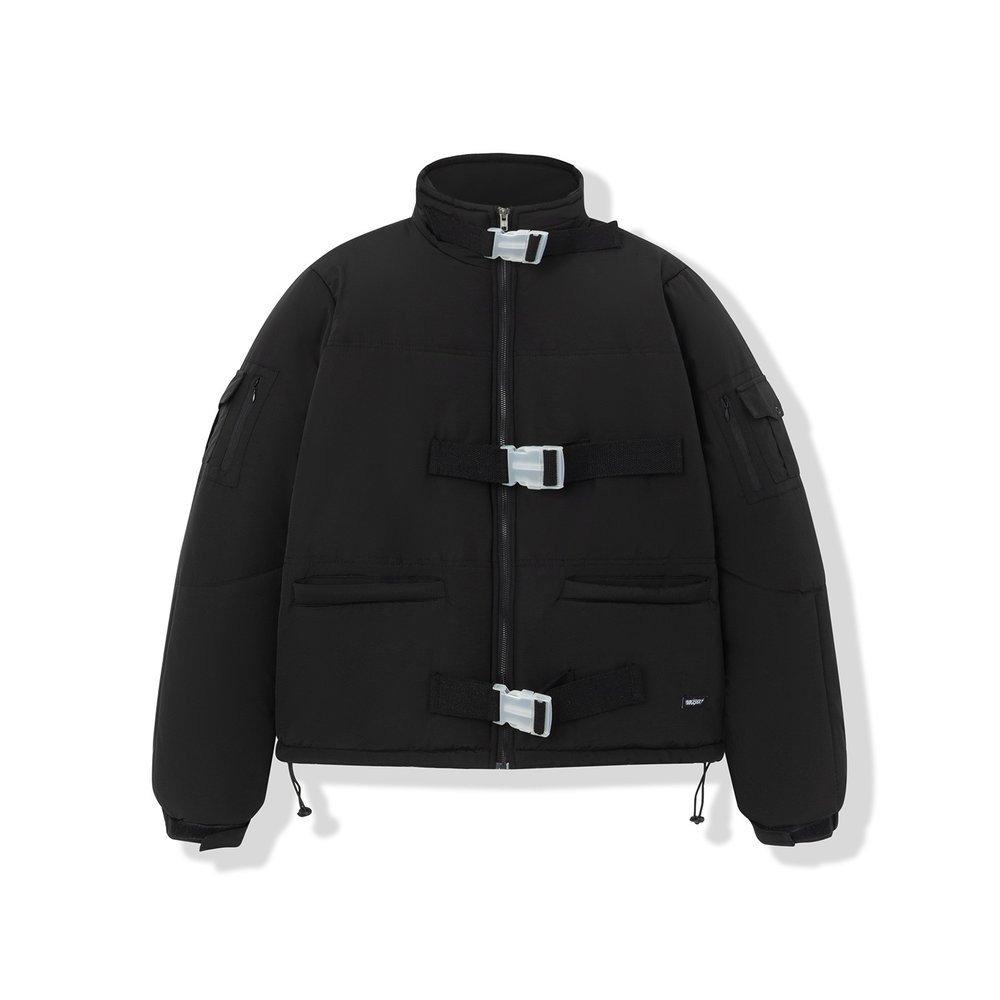 Зимняя короткая куртка черного цвета YMKASHIX