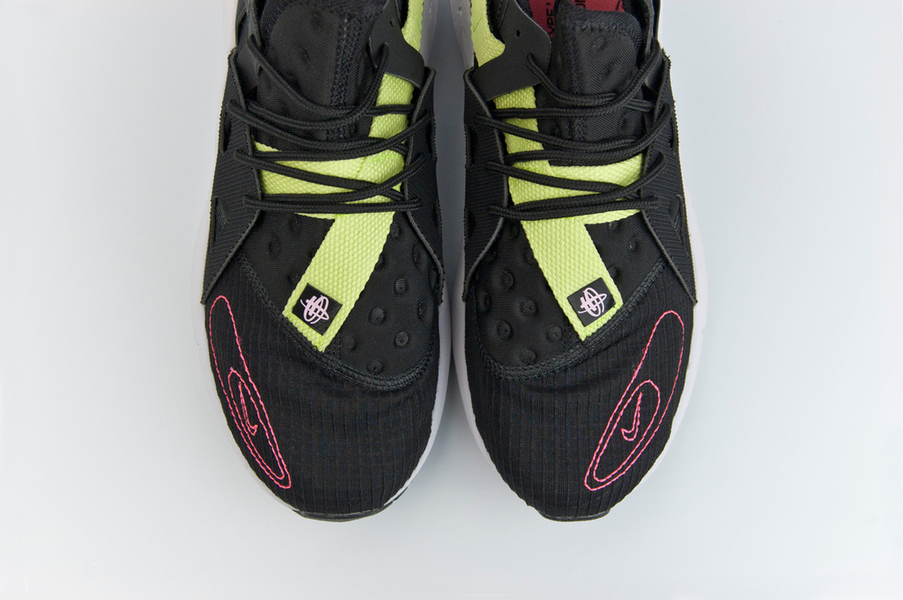 Кроссовки Nike Air Huarache Type Black / Green