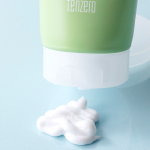 Пенка для умывания с экстрактом Хауттюйнии Tenzero Clear Fit Heartleaf Foam Cleanser 180г