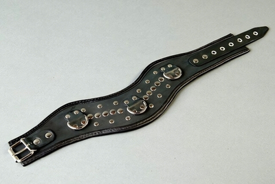 Ошейник фигурный окантованный из натуральной кожи черный (Цвет: черный)