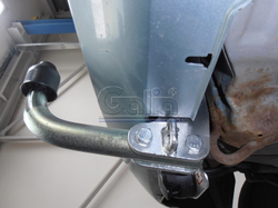 Фаркоп оцинкованный Galia H012A для Honda Civic хетчбек 5 дверей 2000-2003(паспорт и сертификат в комплекте)(без электрики)