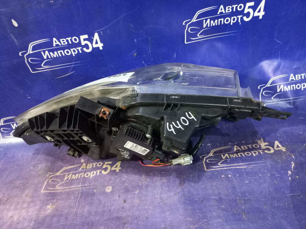 Фара передняя левая NISSAN LEAF 2009-2017