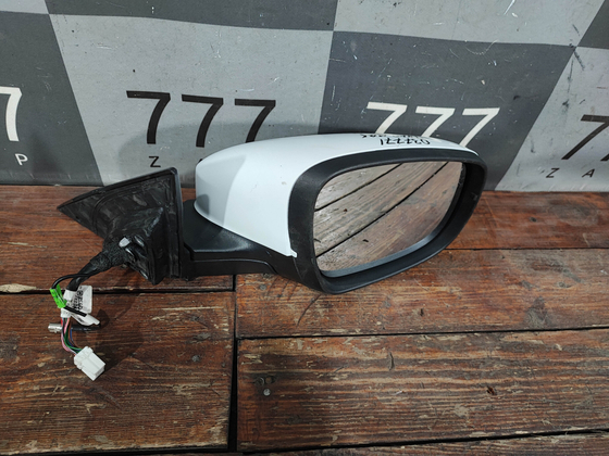 Зеркало правое 14 + 1 pin Chery Tiggo 7 Pro 20-нв Б/У Оригинал 601001037AA