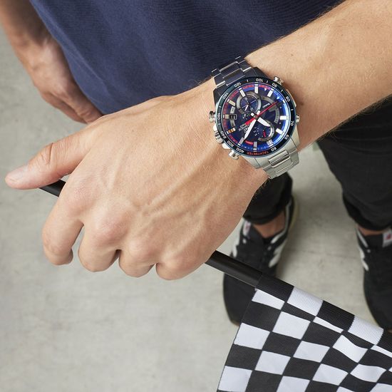 Умные наручные часы Casio Edifice EQB-900TR-2AER