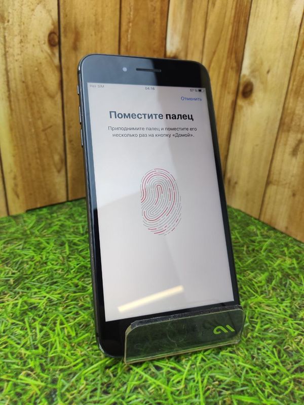 Смартфон Apple Iphone 8 Plus 64Gb Black (Витринный)