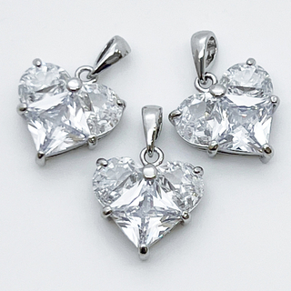 Подвеска Сердце, цвет серебро (родий)+прозрачный, размер 14*14 мм, цена за 1 шт